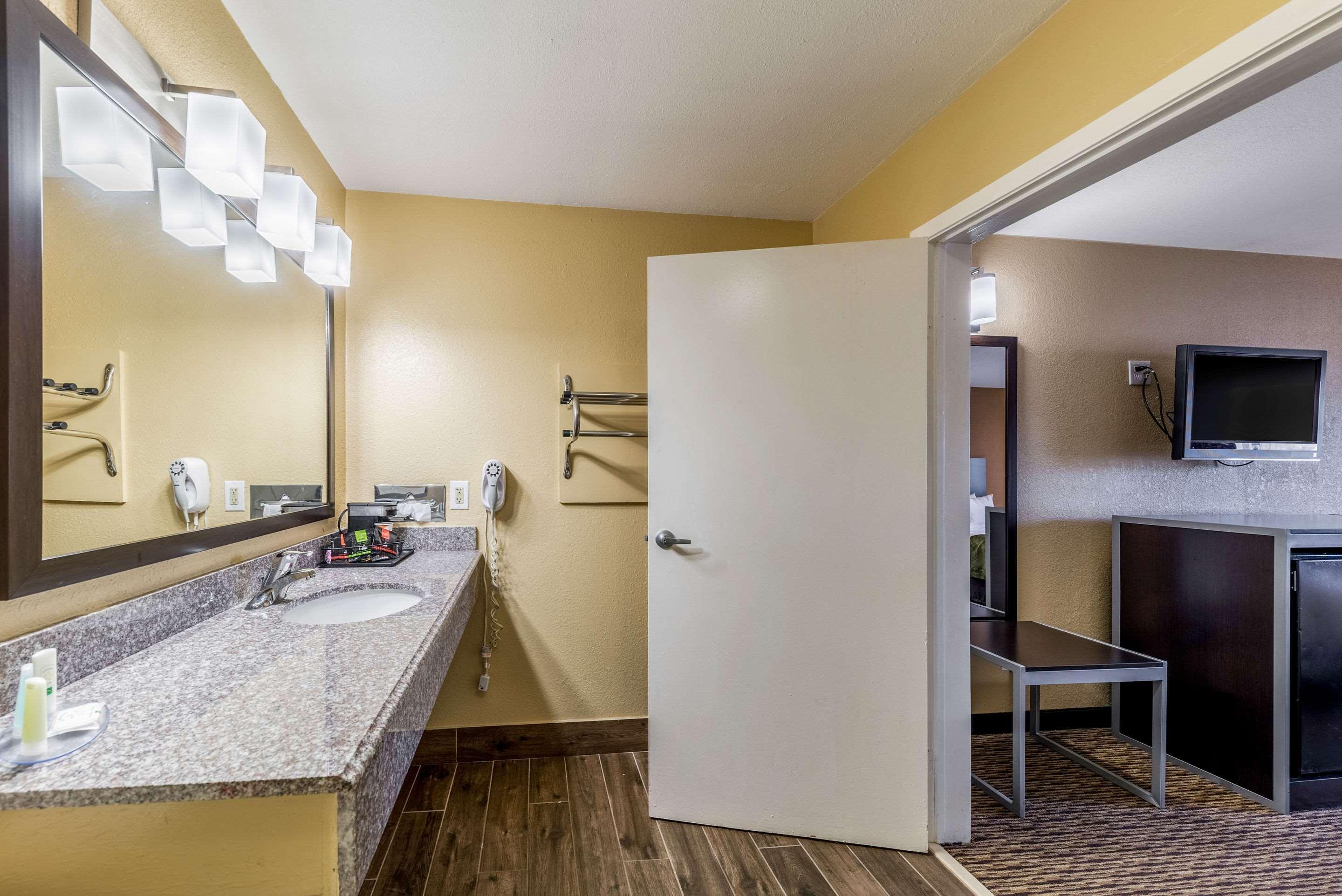 Quality Inn Glenpool - Tulsa Экстерьер фото
